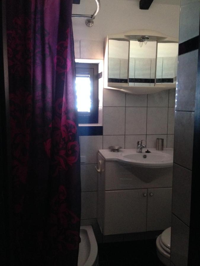 Baska Apartment-Studio Fiorino المظهر الخارجي الصورة